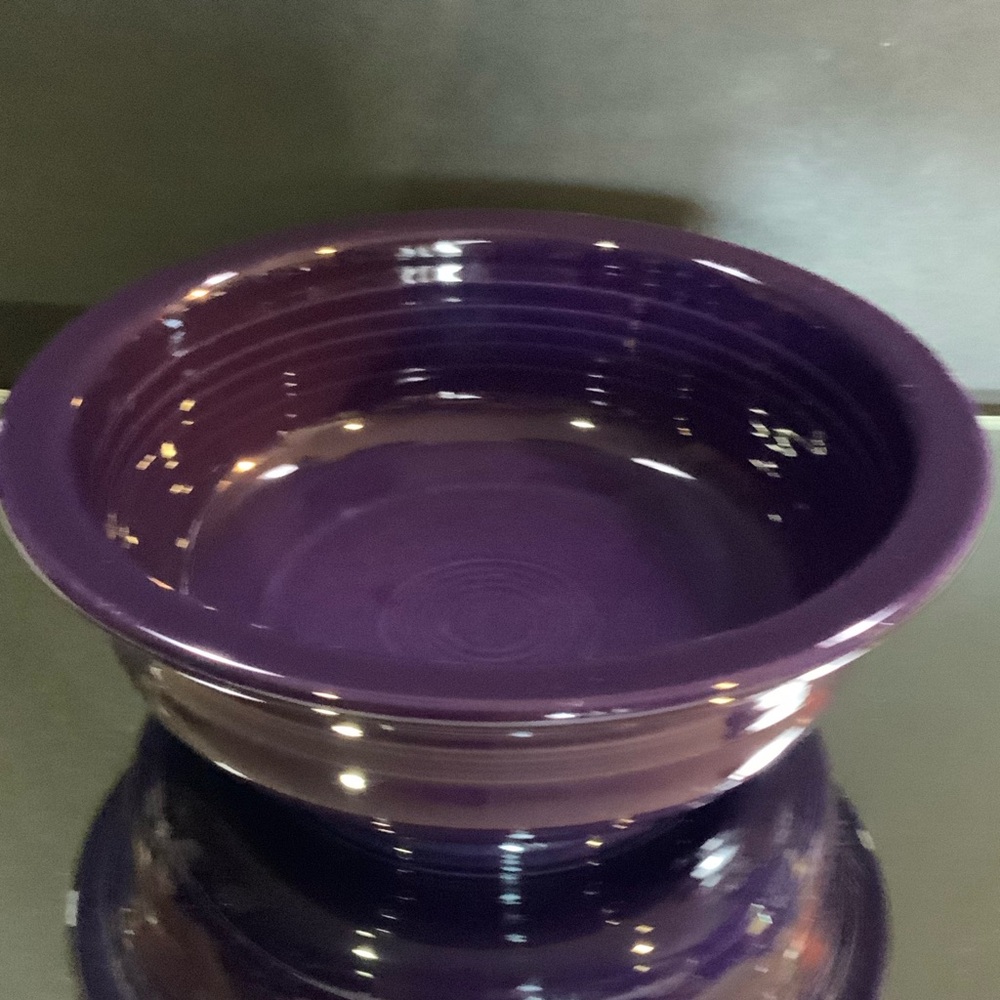 Fiesta Vegetable Bowl 8 1/4 inch Plum Purple Discontinued Vintage